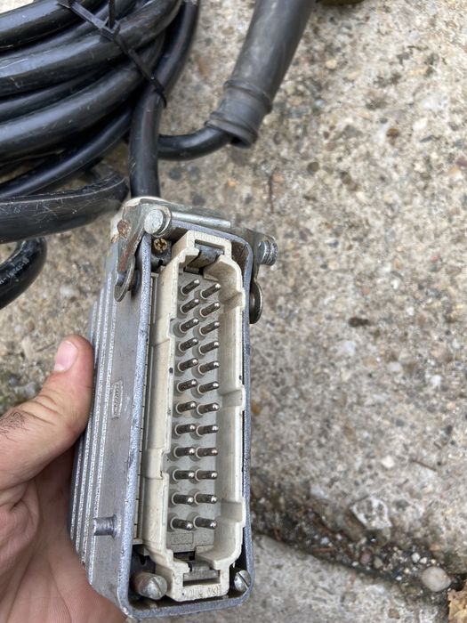 Telecomanda macara utilaje la inaltime hilti bosch