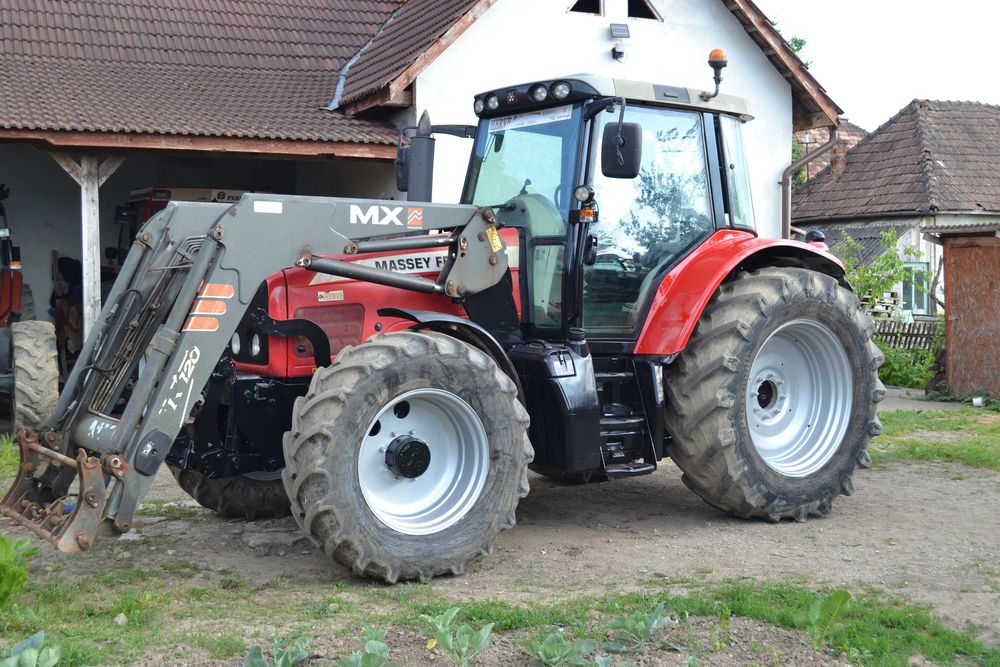 Tractor Massey Ferguson 7465