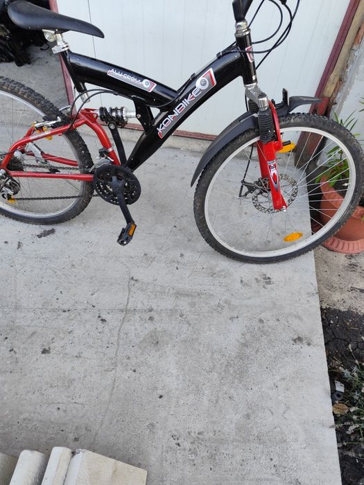 Vând bicicleta de copii