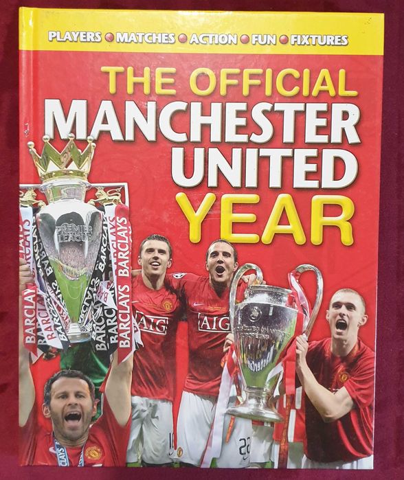 13 футболни енциклопедии, биографии, справочници, история