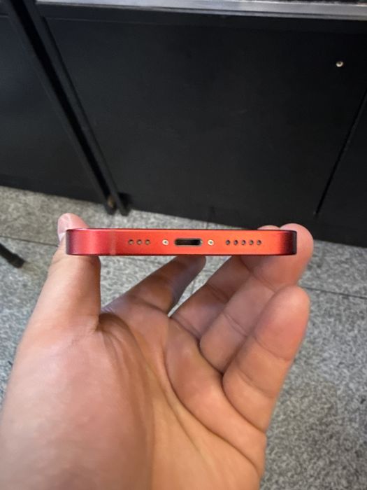 Iphone 13 корпус идеал менялся акум 100%