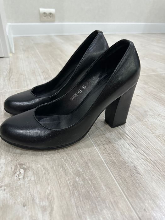 Туфли женские кожаные