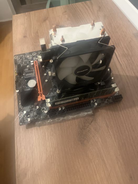 Xeon e5 2666v3 и материнка память и кулер