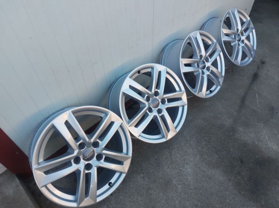 Jante aluminiu ORIGINALE r17 / Audi Vw Skoda Seat MG / 5x112