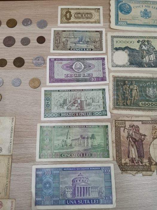 Vând bancnote si monede vechi