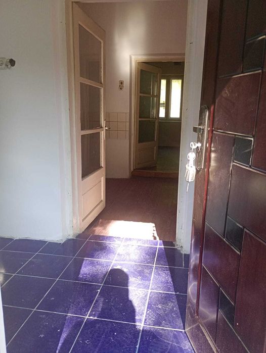 Schimb/vand apartament cu 2 camere Aninoasa