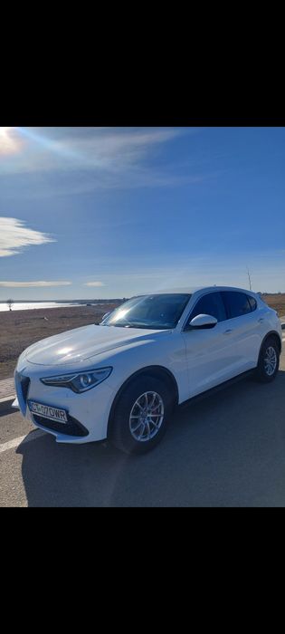 Alfa Romeo Stelvio Q4  ,4×4,An 2018,280cp,km 63000.Pret 24000€.