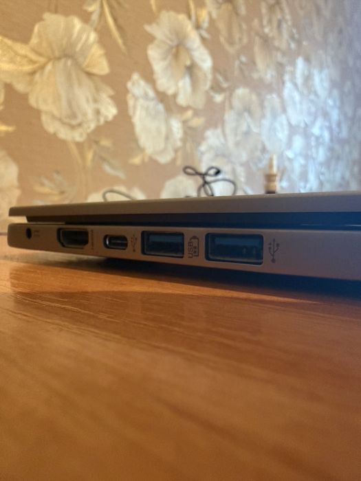 Ноутбук Acer.