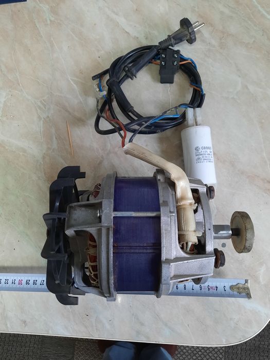 Кроссовки.новые..