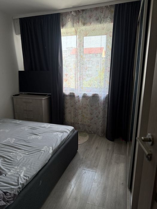 Vand apartament 2 camere