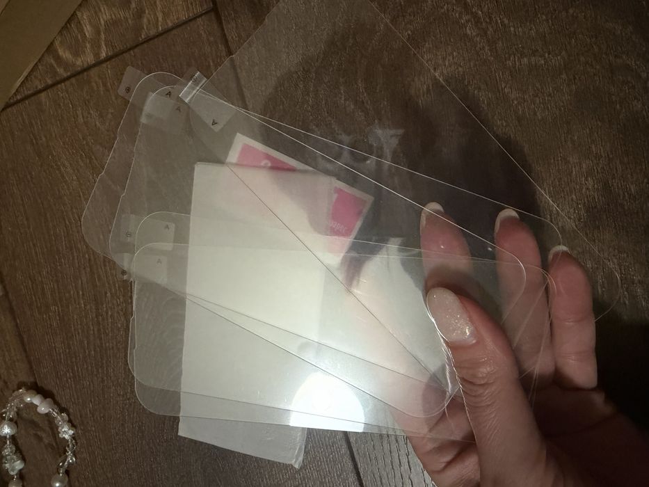 Протектори за iphone 16pro