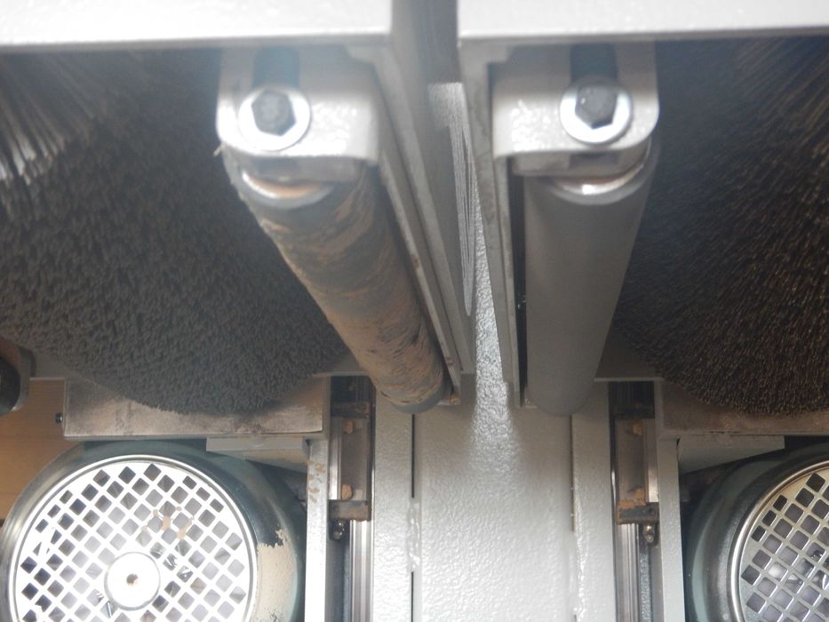 Masina Rusticat-Antichizat Lemn Master-Valmec 400