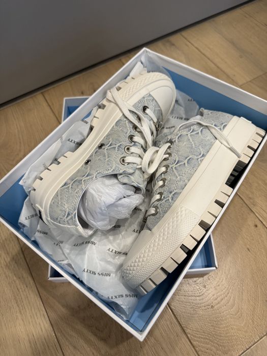 Sneakers nr 35 Miss Sixty