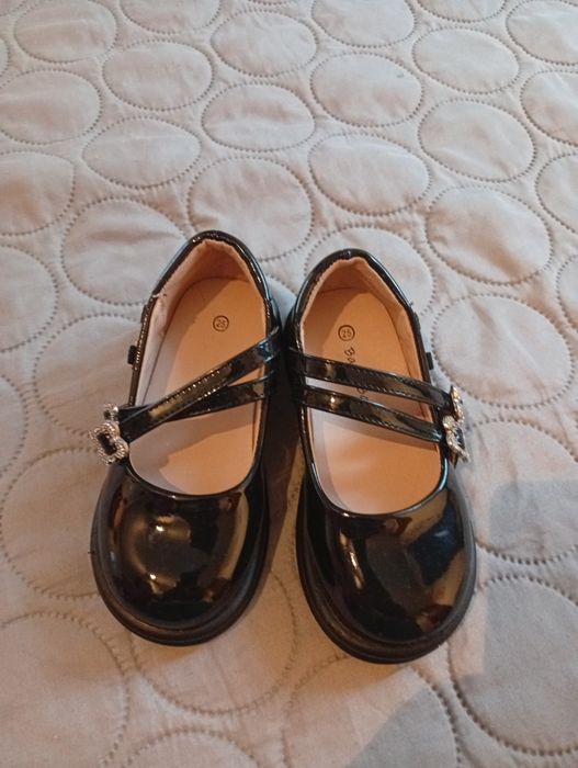 Compleuri și pantofi eleganti