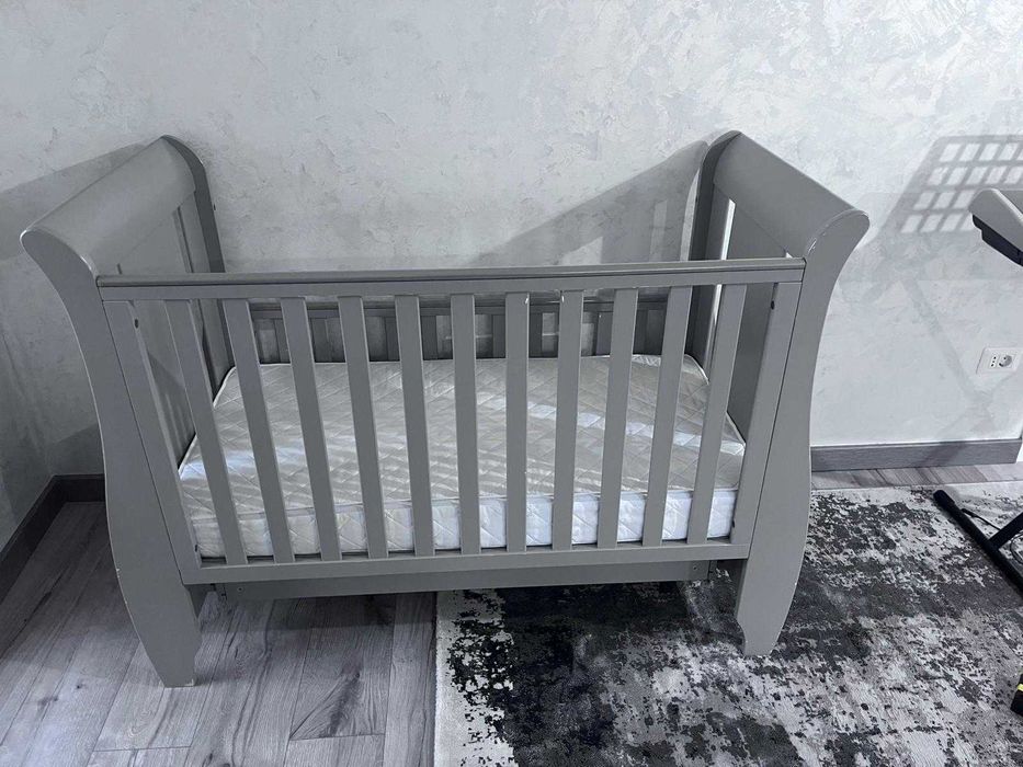 Patut Tutti Bambini din lemn. Saltea 120x60cm