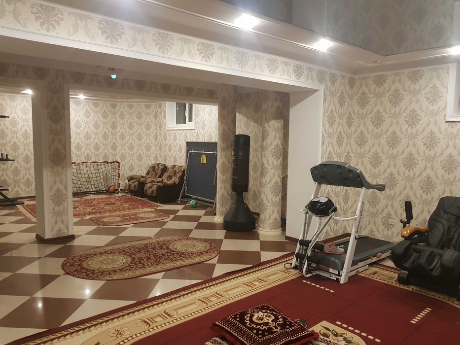 Сдается 3-х уровневый дом на Никитина