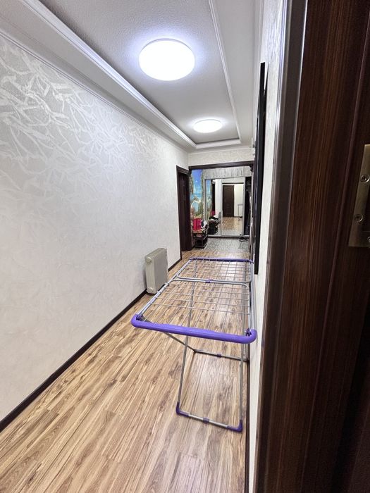 Продаю квартиру. Квартира сотилади бодомзор масжит юи енида.