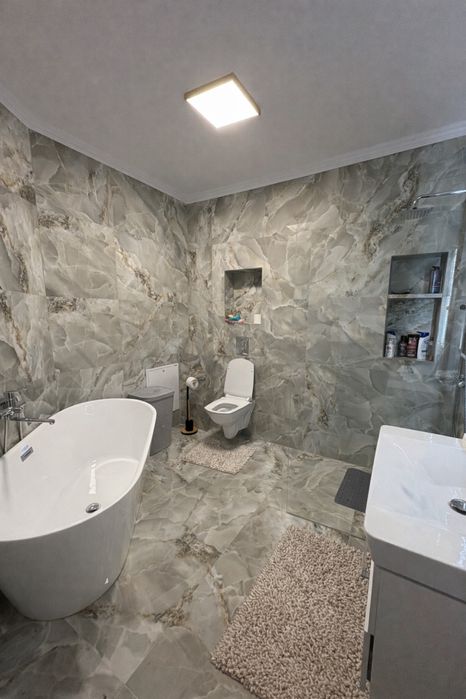 Apartament CENTRAL  NOU 2026 la cheie