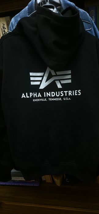 зипка Alpha Industries