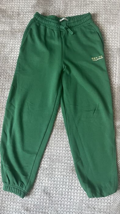Pantaloni trening zara