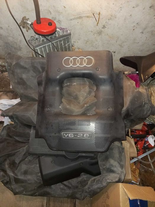 Ауди  А6С5 пластик двигателя  и рейка под восстановление