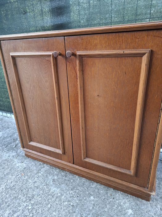 Mobilier pentru hol din lemn