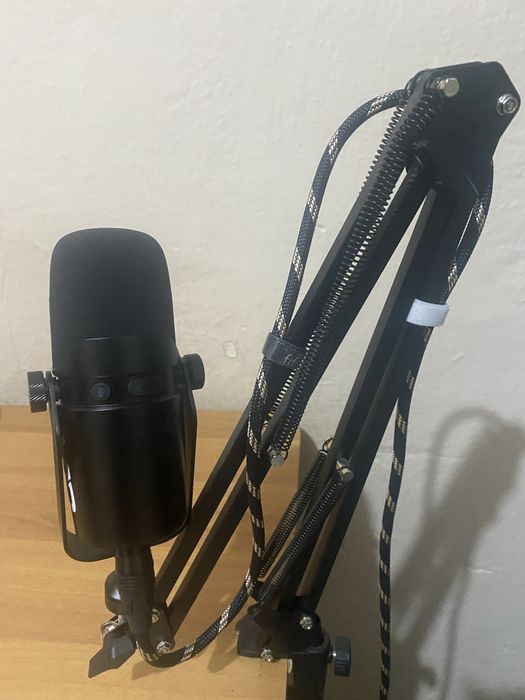 Микрофон VAC RE7 KREO CAST черный