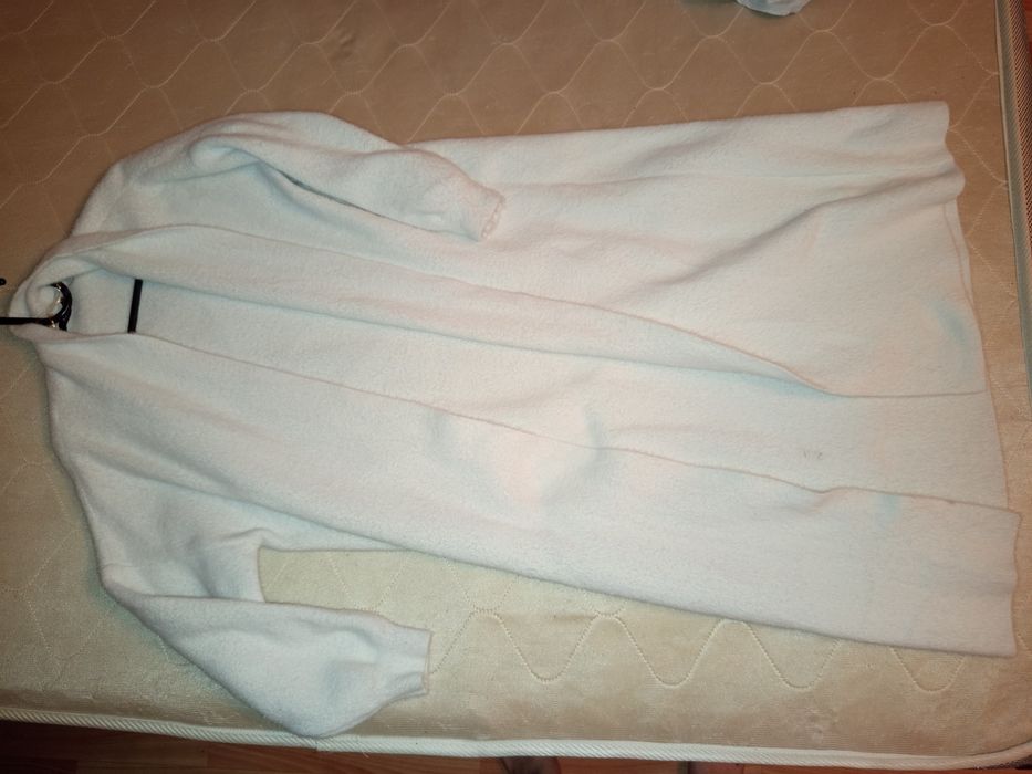 Продам белый кардиган!