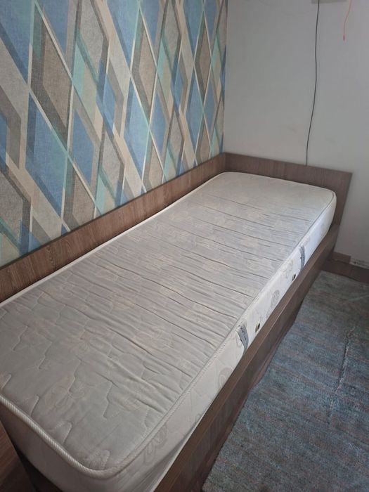 Vind mobilier pretabil camera adolescent