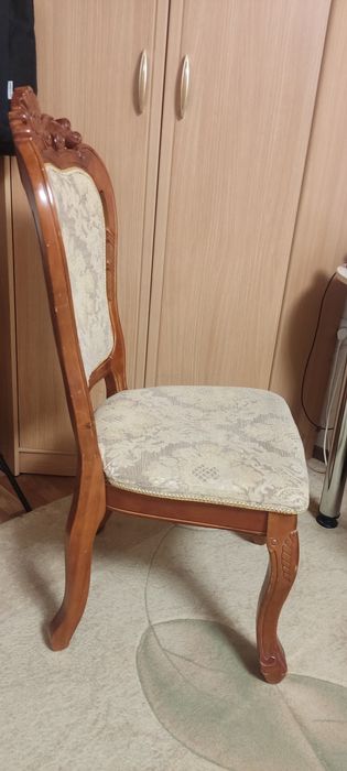 Продам срочно стул