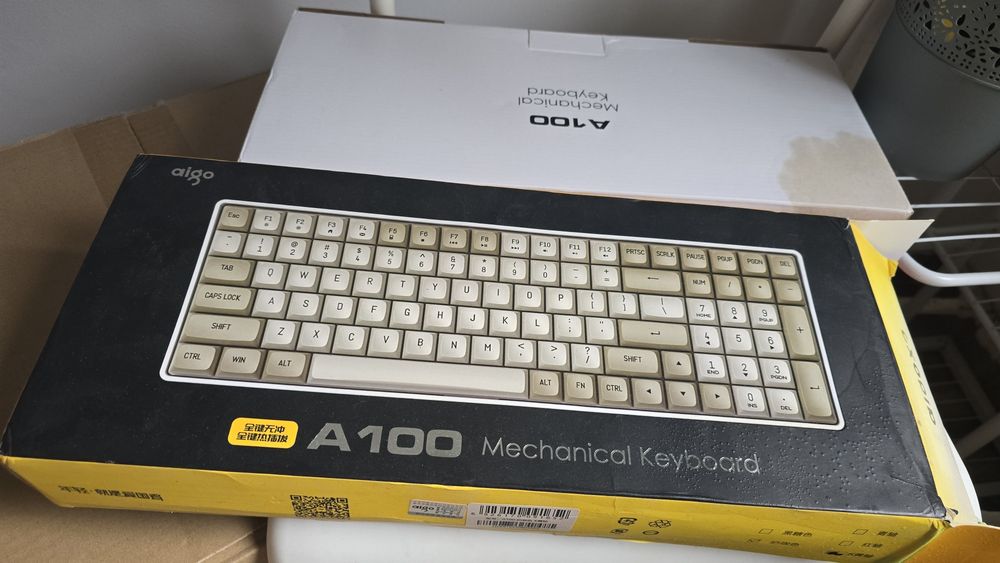 Tastatura mecanica Aigo A100