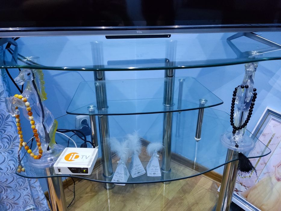 Подставка под телевизор