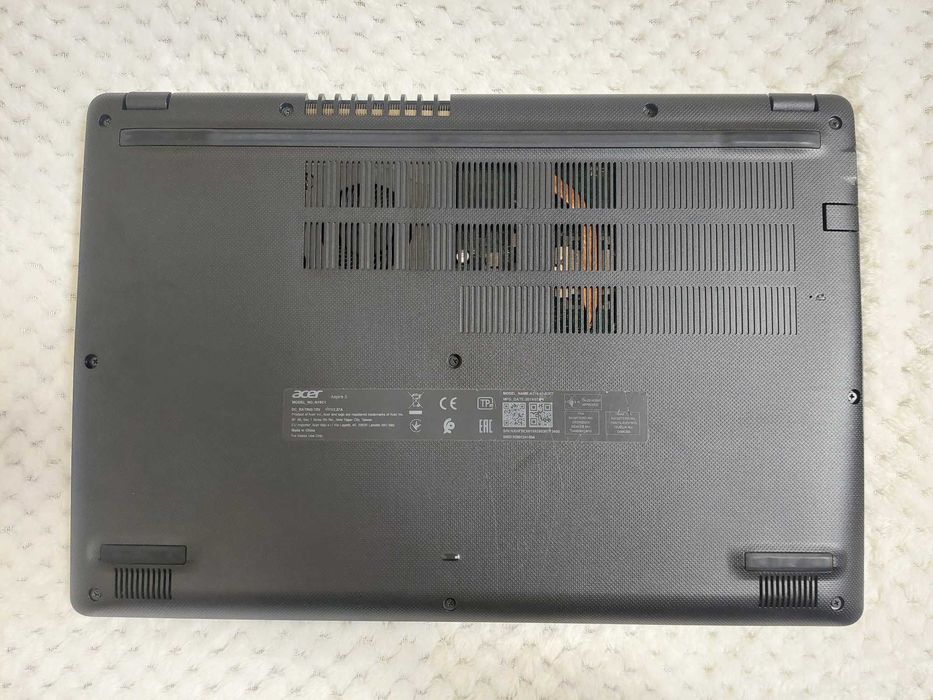 Лаптоп Acer A315-42, Ryzen 3 3200U, Radeon Vega 2GB, 8GB RAM,256GB SSD