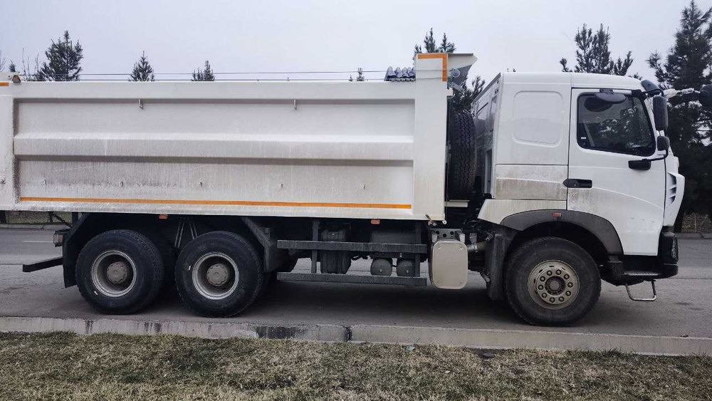 Самосвал Howo-T7S 6x4 - 25 т / 20 куб.м Sunhunk янги
