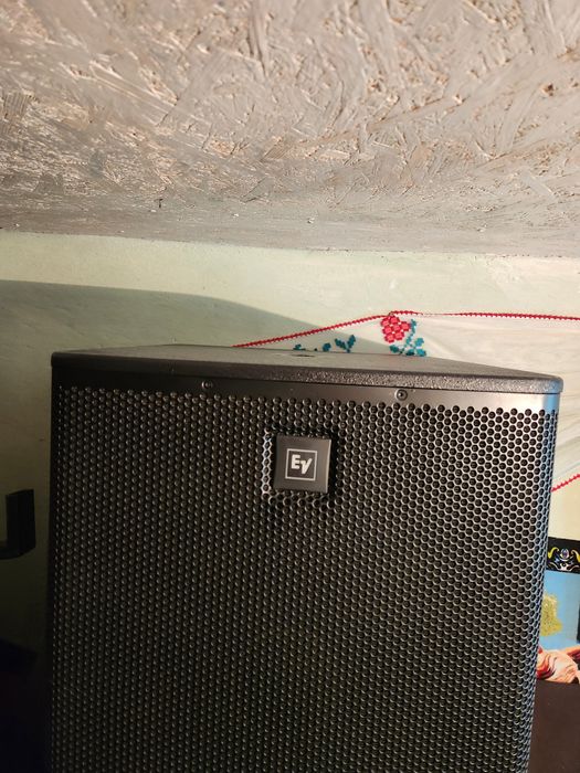 Vand/schimb cu auto duba/ teren sistem audio profesional