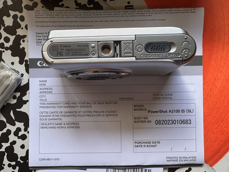 canon powershot a3100 is digital retro camera