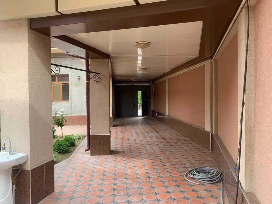 Сотилади Дом Яккасарай махалля 5,5 Соток Фасад 11м ор. ЖК Саламатина