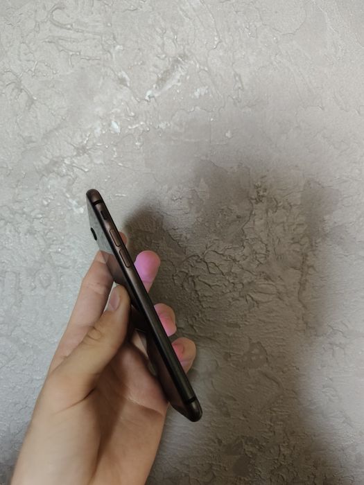 iPhone 8 64gb 100%