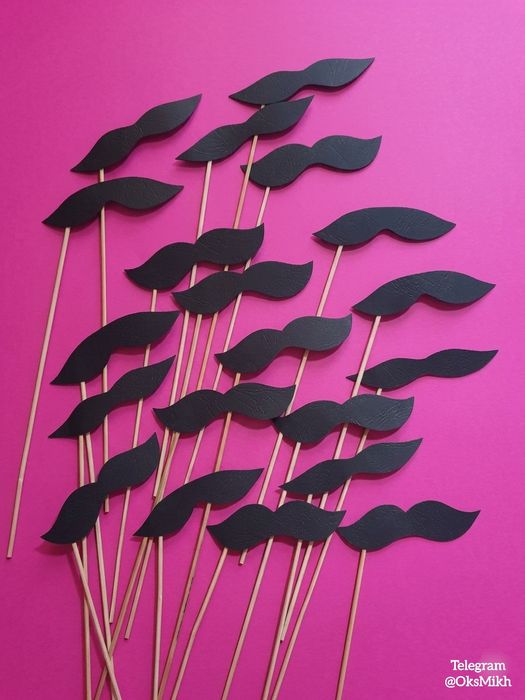 Атрибуты для образа на вечеринку.