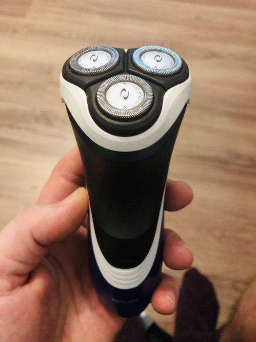 Aparat de ras Philips power touch