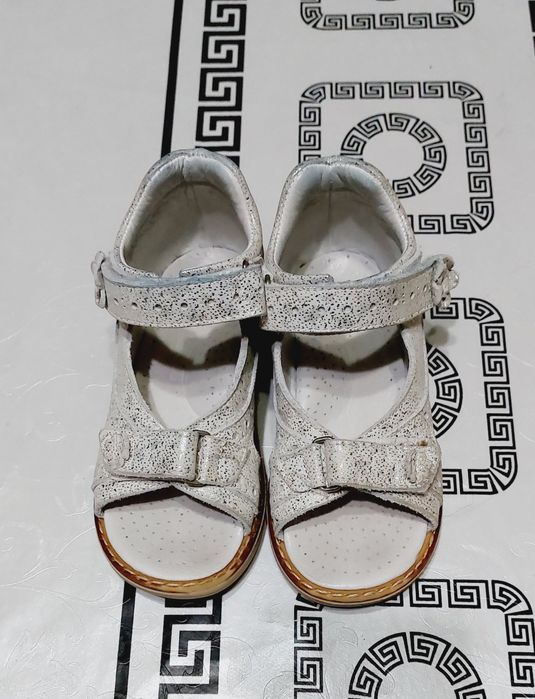 Сандали для девочки