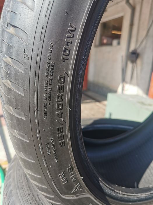 255 40 20 goodyear 4бр