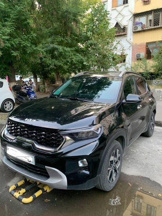 Kia sonet  3 full