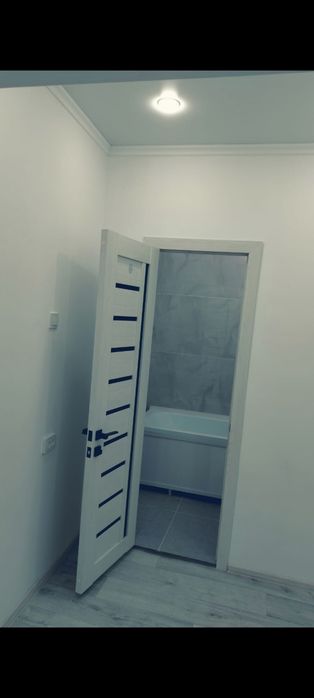 Продам квартиру 3-х комнатную