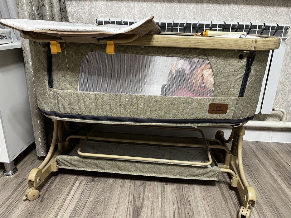 Продам манеж-люльку