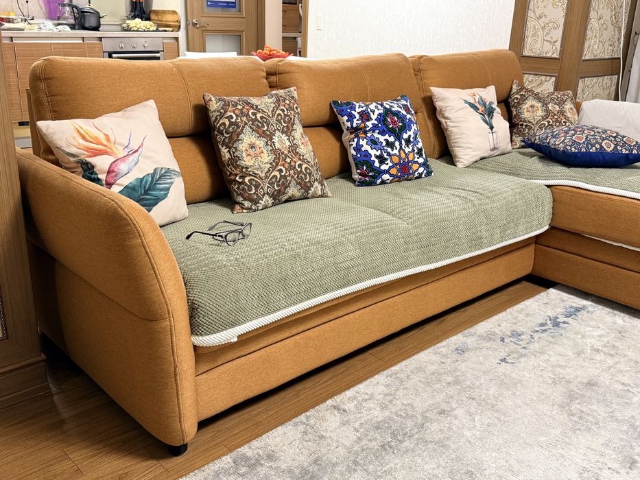 Диван раскладной б/у