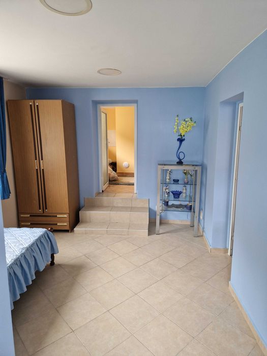 Дава се под наем Етаж от къща в с. Томпсън, Област София-област - 70 кв.м за 612 € - Снимка #5