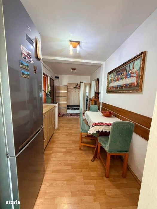 Apartament 3 camere + garaj , mobilat , zona Stadion