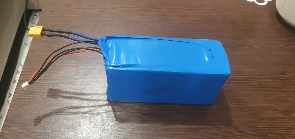 Acumulator/baterie Navomodele barcute de plantat