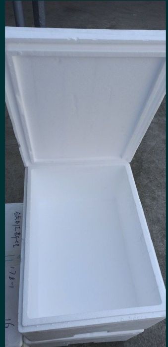 Термоконтейнер сотилади 60.5/45.5/31.5/